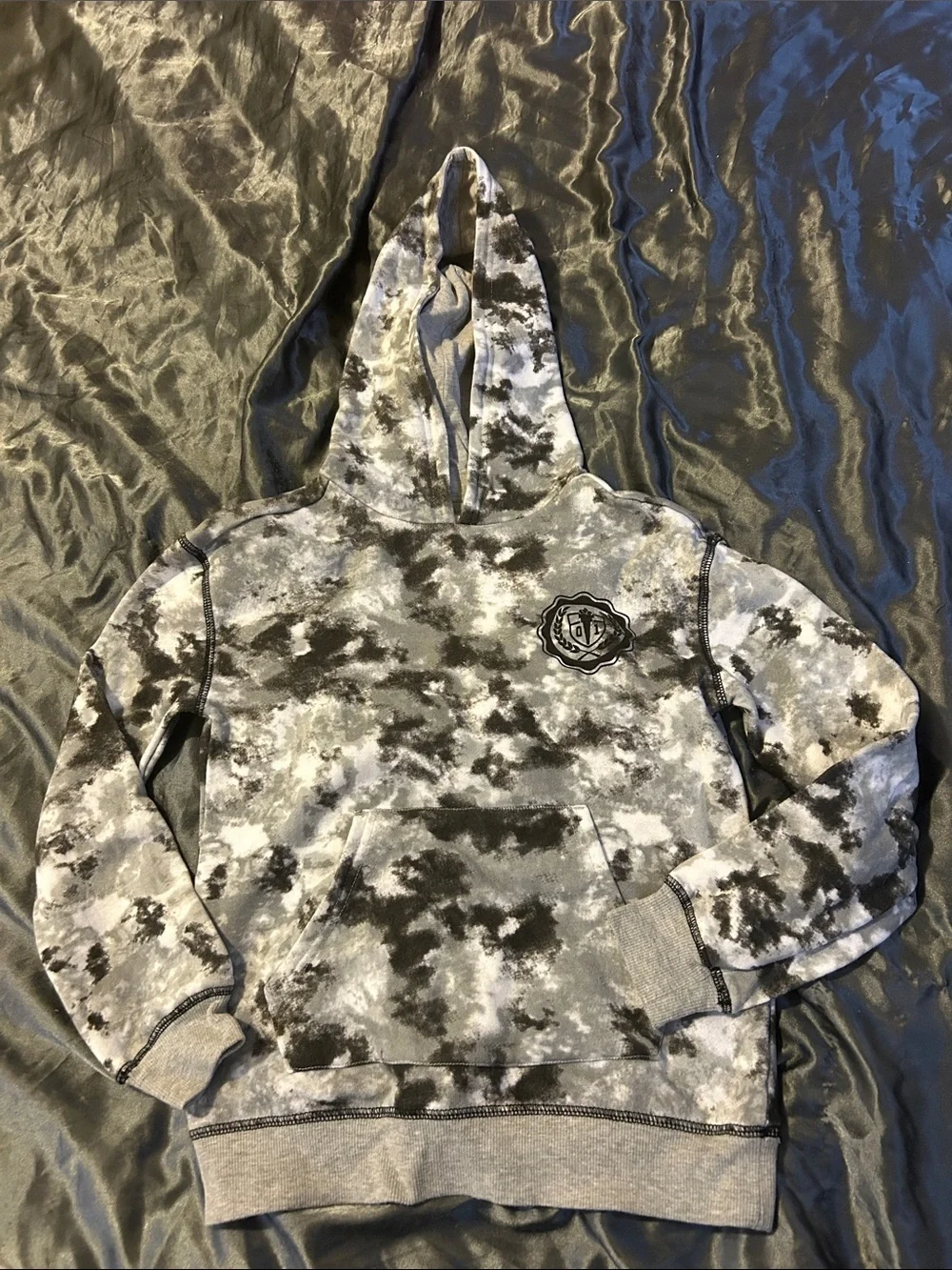 Epic Threads Black & Gray Tie-Dye Hooded Sweatshirt 🌹